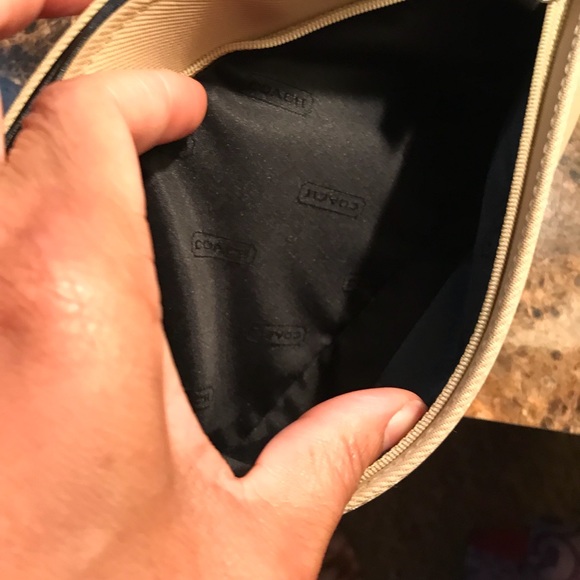 Authentic Coach Clutch/ Wristlet - Picture 6 of 6